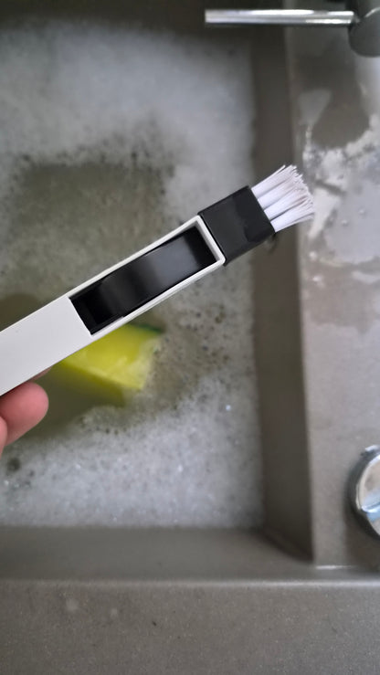ELEVATE™ Edge Brush
