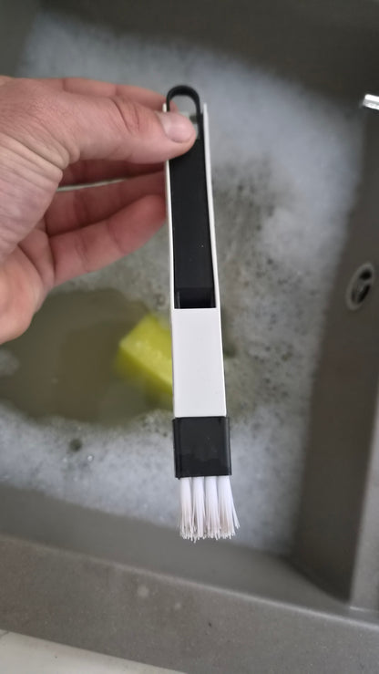 ELEVATE™ Edge Brush